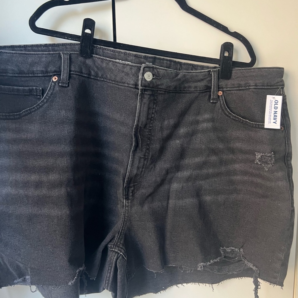 BRAND NEW - Old Navy Women's Dark Gray Distressed Jean Shorts